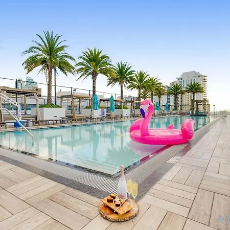 Oceanfront Balcony - Amazing Pools - Gym Apartamento